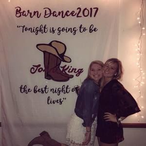 Meet your Posher, Emma